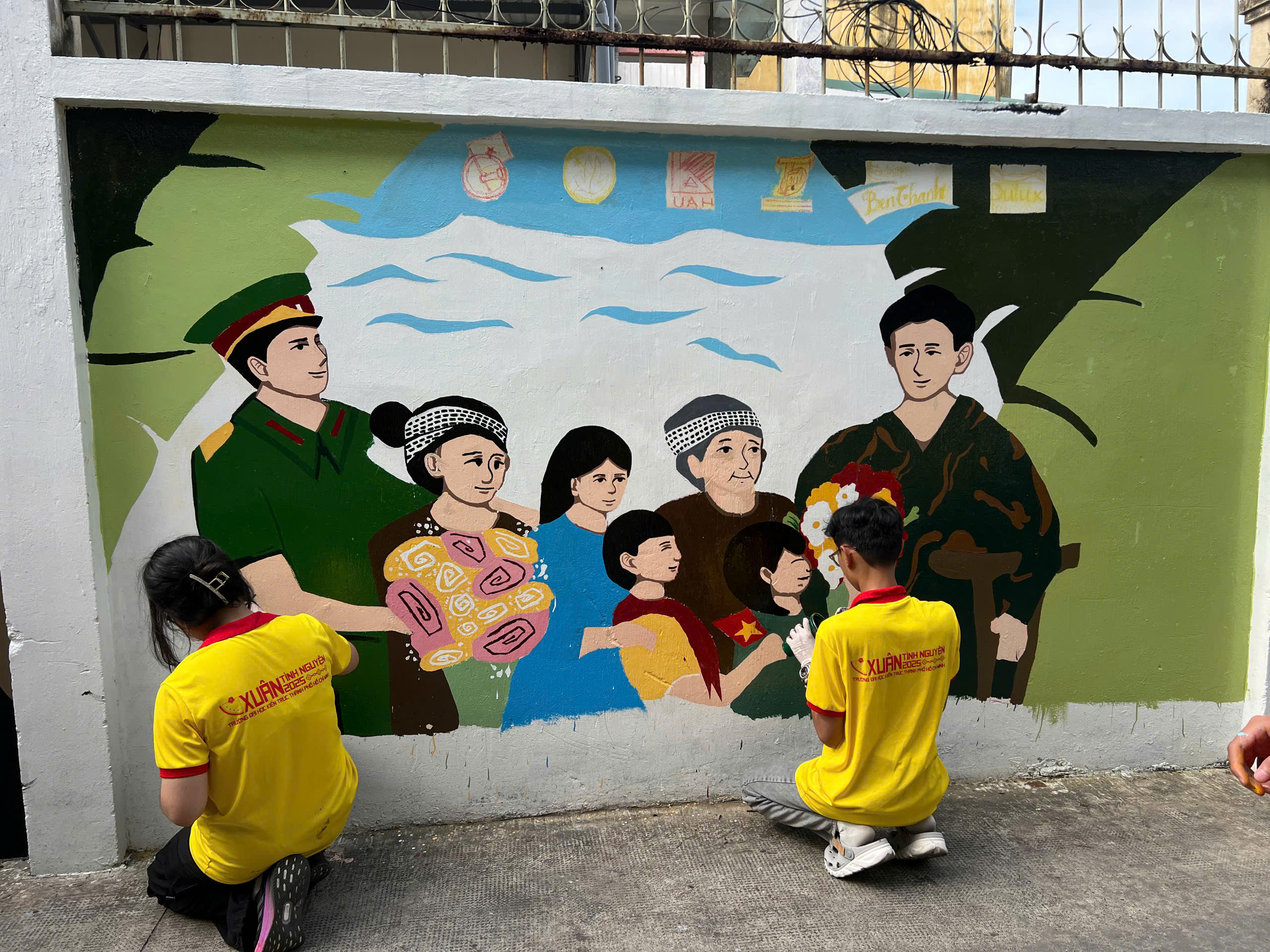 Sơn Dầu Bến Thành Đồng Hành Cùng Công Trình Bích Họa “Câu Chuyện Hòa Bình”